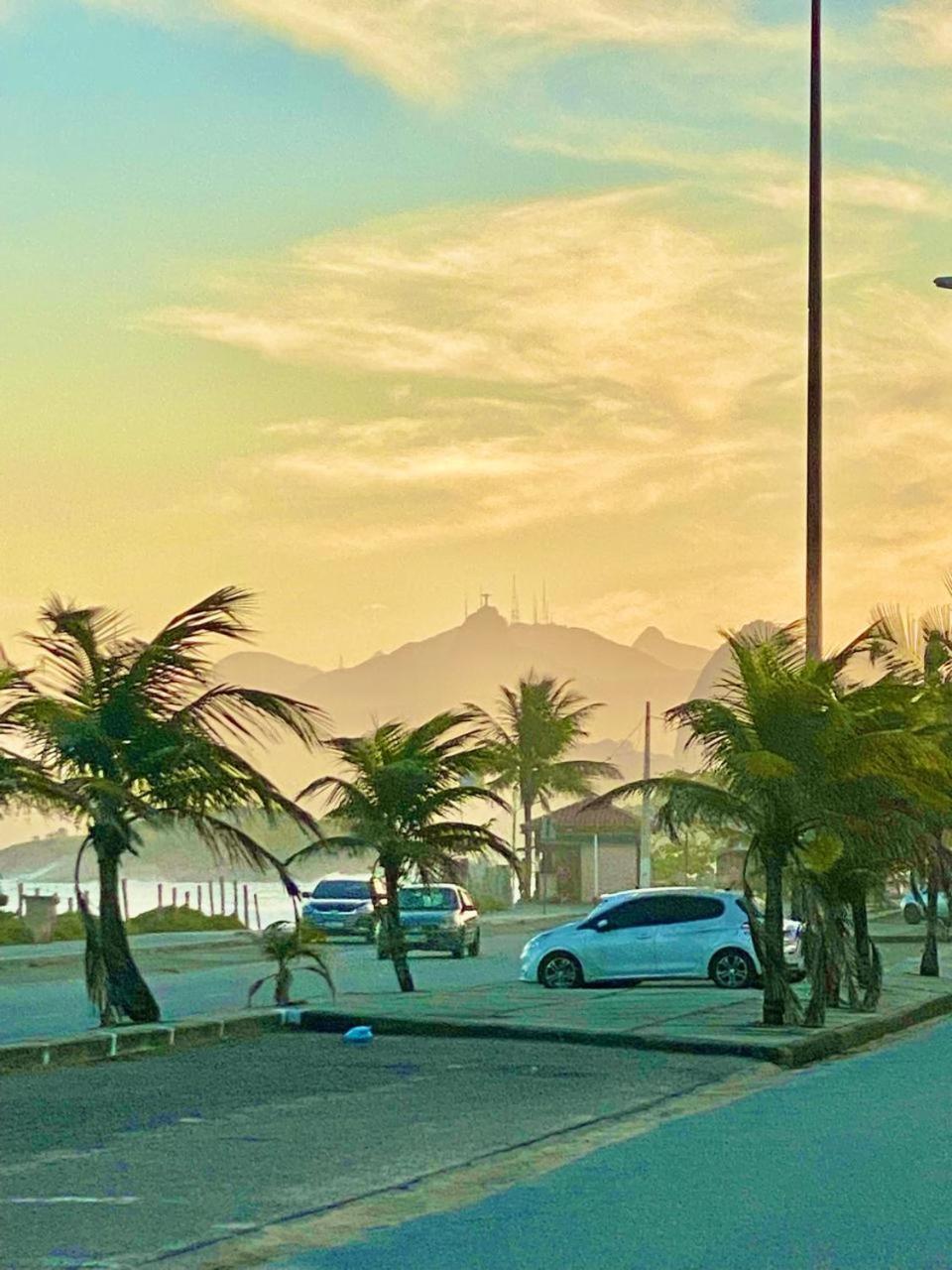 Excelente Apartamento Na Praia De Piratininga Com Vista Mar Niteroi Bagian luar foto